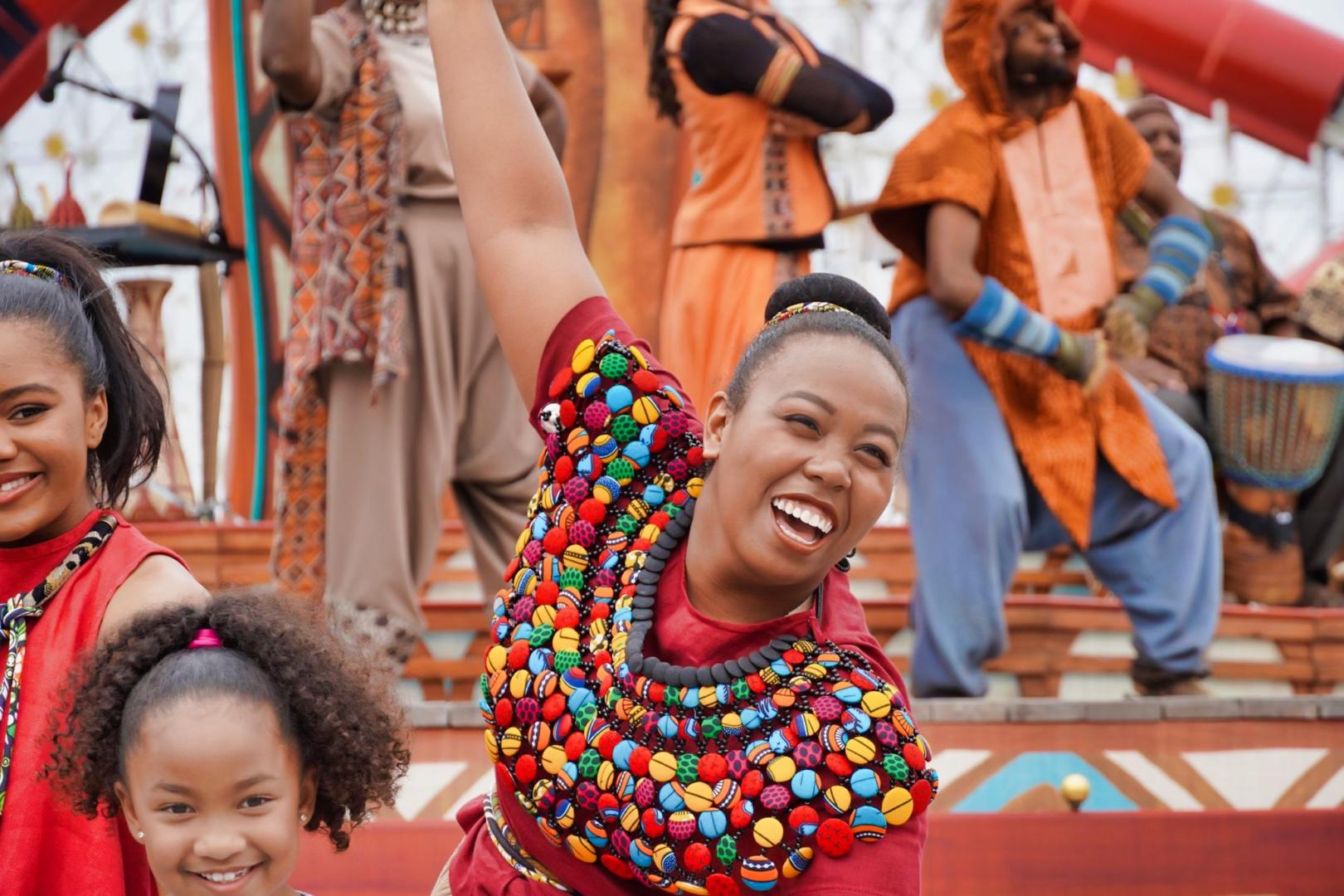 , Disneyland Update – Electric Entertainment, Magic Key Blues & Rumors Too