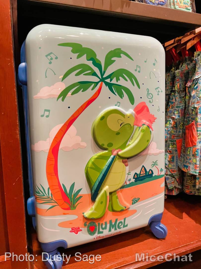 aulani suitcase