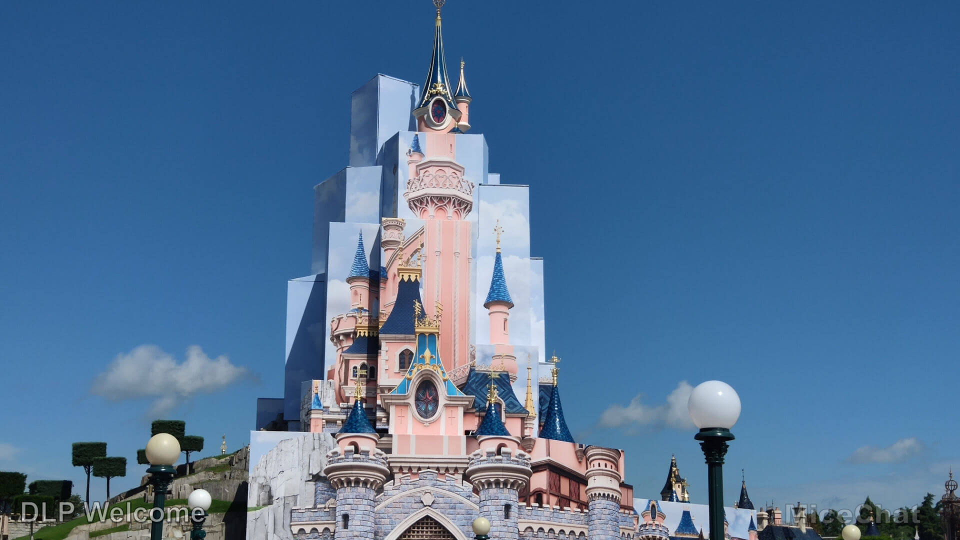 paris disneyland castle  Disneyland paris castle, Disneyland castle,  Disney paris