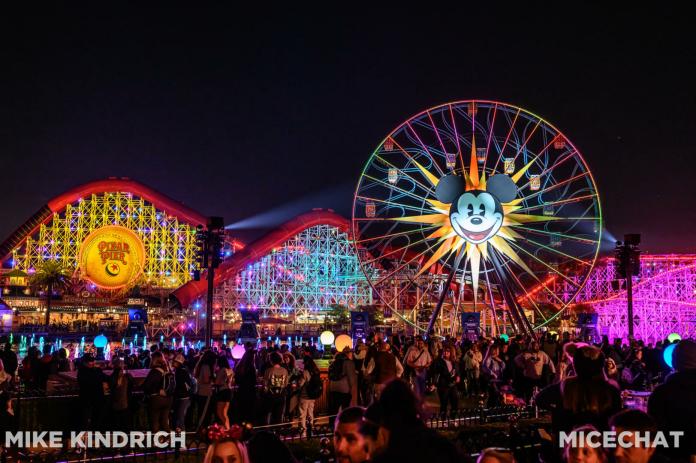 , Disneyland Update &#8211; Electric Entertainment, Magic Key Blues &#038; Rumors Too