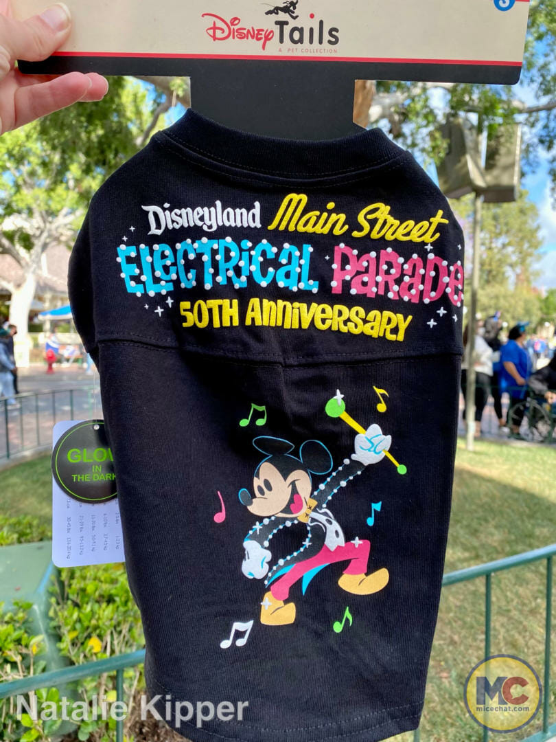 Disneyland-spirit-jersey-guide-black-color - MiceChat