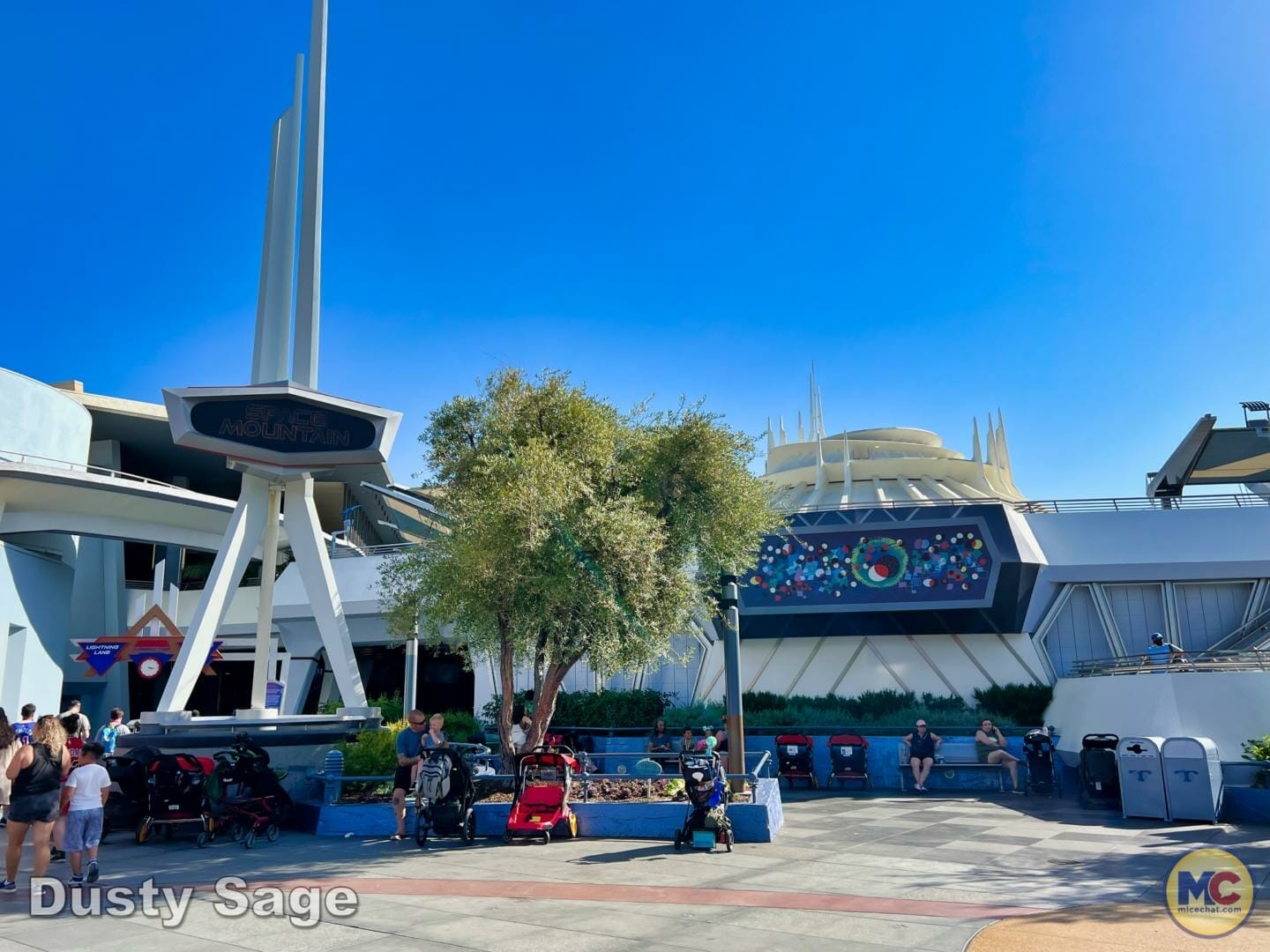 , Disneyland Update – Electric Entertainment, Magic Key Blues & Rumors Too