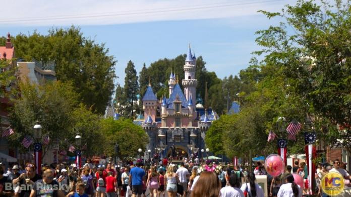 , Disneyland Update: Submarines Dive as Passholders Wait to Resubscribe