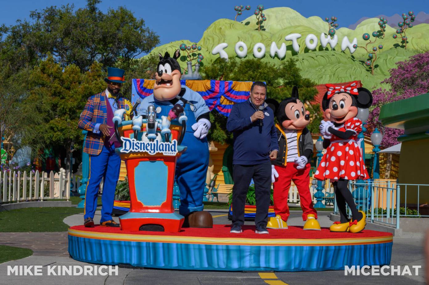 Disneyland ToonTown REOPENED - Essential Guide to Rides, Food, Shopping ...
