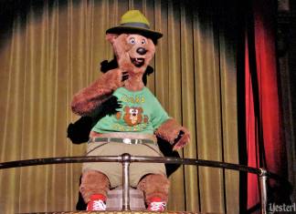Country Bear Vacation Hoedown