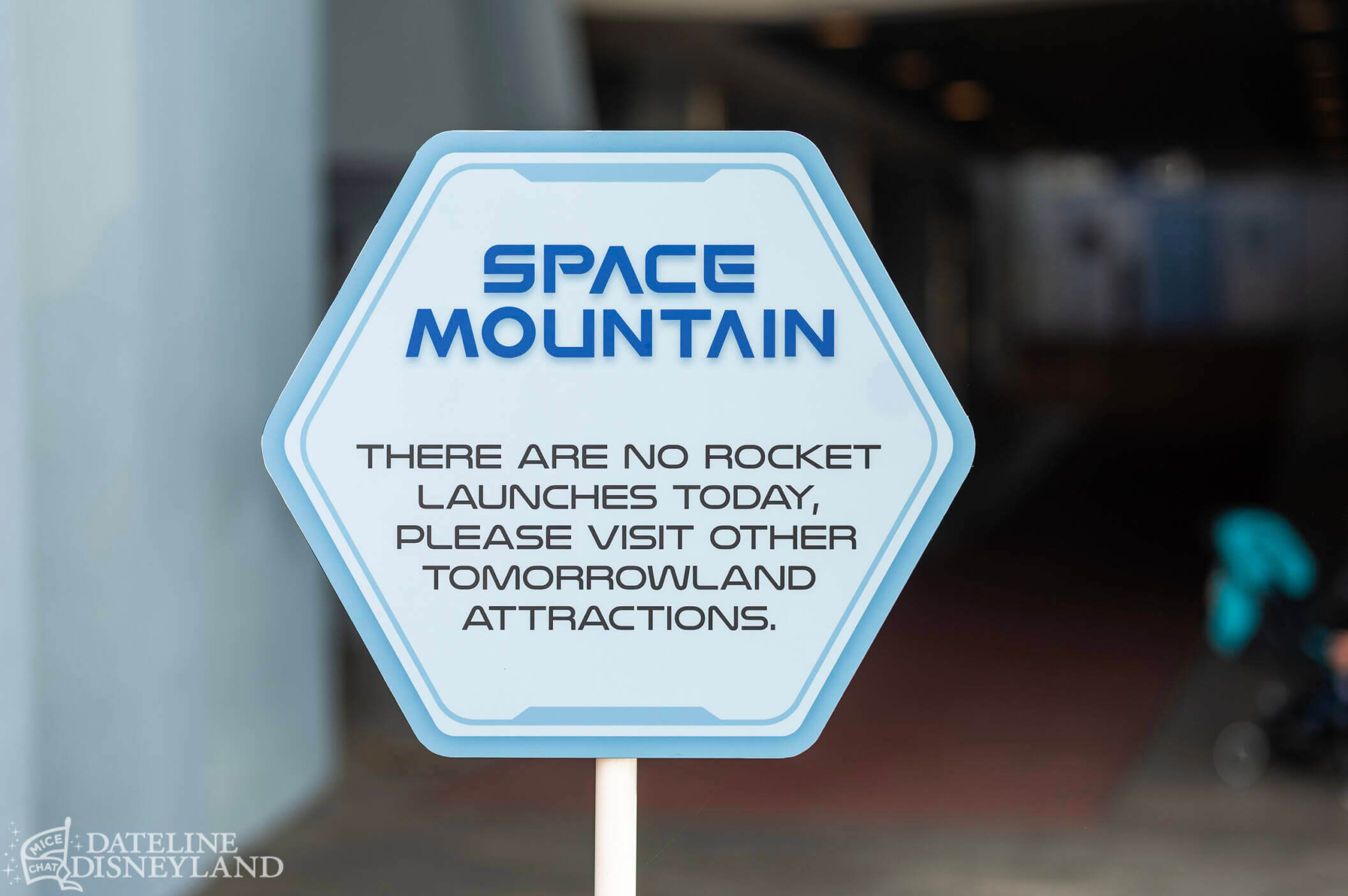 Disneyland Tomorrowland Space Mountain refurbishment DSC_3664X5 MiceChat